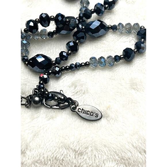 Vintage Chico's Signature Deep Navy & Pale Blue Glass Bead 27" Long Necklace - Picture 3 of 5